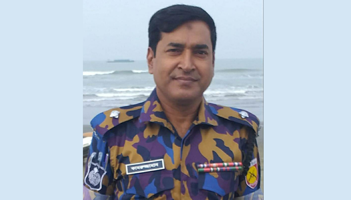 পুলিশ পরিদর্শক কামরুজ্জামান সাময়িক বরখাস্ত