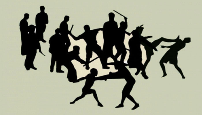 জুমার নামাজের সময় জমি নিয়ে সংঘর্ষ, আহত ১২