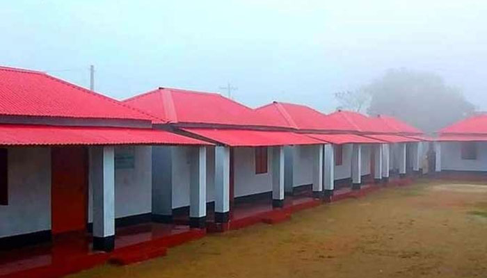 প্রধানমন্ত্রীর উপহারের ঘর বিক্রির দায়ে এক ব্যক্তির জেল, বরাদ্দ বাতিল