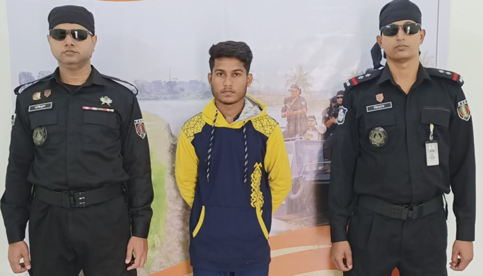 নান্দাইলে গৃহবধূ ধর্ষণের অভিযোগে তরুণ গ্রেপ্তার নান্দাইলে গৃহবধূ ধর্ষণের অভিযোগে তরুণ গ্রেপ্তার
