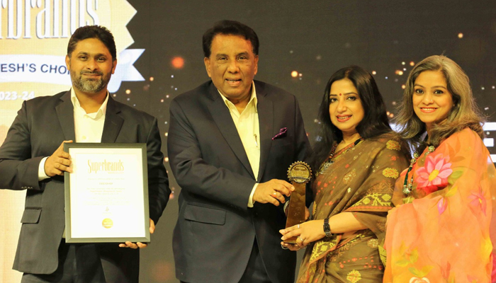সুপারব্র্যান্ড অ্যাওয়ার্ড পেল ‘ফ্রেন্ডশিপ’ সুপারব্র্যান্ড অ্যাওয়ার্ড পেল ‘ফ্রেন্ডশিপ’
