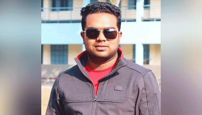 স্বর্ণের বার ছিনতাইয়ের ঘটনায় বালিয়াকান্দি ছাত্রলীগ সভাপতি বহিষ্কার