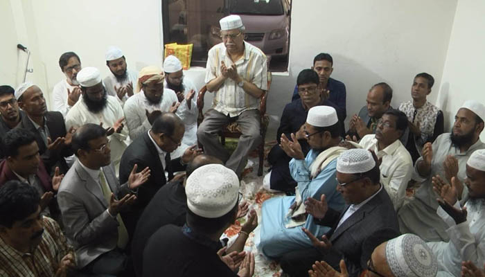 ভাষাশহীদদের জন্য নবনির্বাচিত রাষ্ট্রপতির বাসভবনে দোয়া