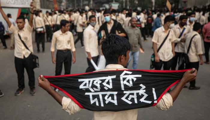 সড়ক নিরাপদ করতে আইন ও বিধি রয়েছে, কিন্তু বাস্তবায়ন নেই