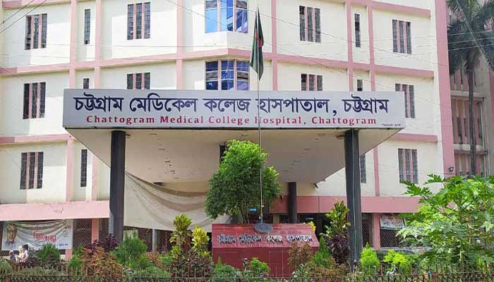 তিন শ্রমিকের মৃত্যু, মালিক-ঠিকাদারের বিরুদ্ধে মামলা