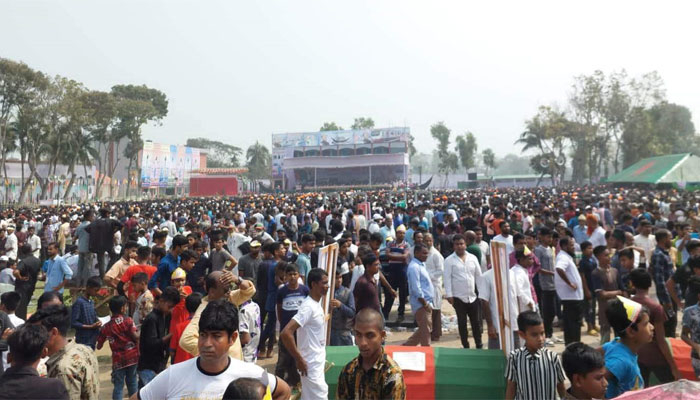 জনসভাস্থলে প্রধানমন্ত্রী, জনতার ঢল