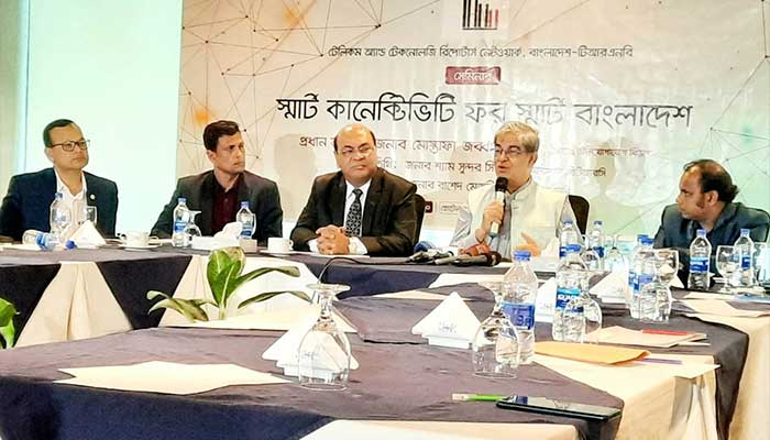 স্মার্ট বাংলাদেশের বড় চ্যালেঞ্জ সাইবার নিরাপত্তা