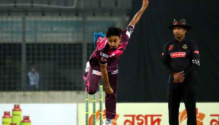 জয়ের কৃতিত্ব তরুণ সাকিবকে দিলেন মাশরাফি
