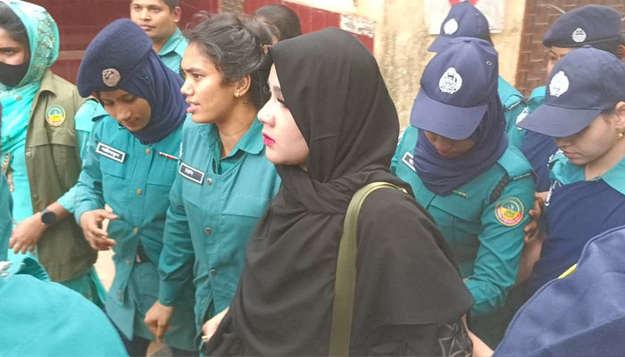 রিমান্ড না মঞ্জুর, কারাগারে মাহিয়া মাহি রিমান্ড না মঞ্জুর, কারাগারে মাহিয়া মাহি