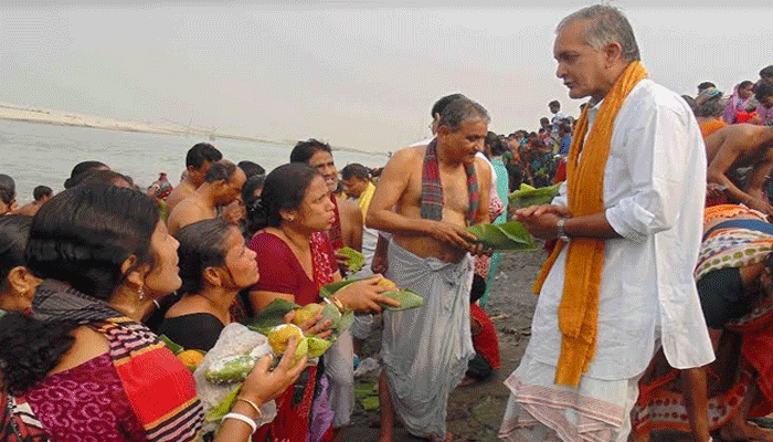 শিবালয়ে বারুণীর স্নান অনুষ্ঠিত
