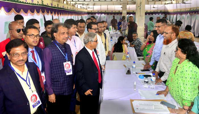 ঢাবিতে রেজিস্টার্ড গ্র্যাজুয়েট প্রতিনিধি নির্বাচন সম্পন্ন