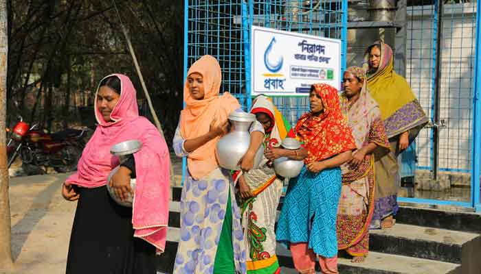 ১৪ বছর ধরে উপকূলে সুপেয় পানি দিচ্ছে 'প্রবাহ'