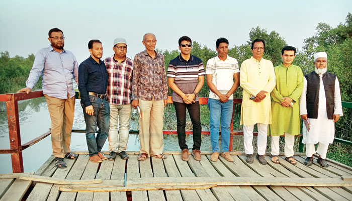 সুহৃদ মিলনমেলা
