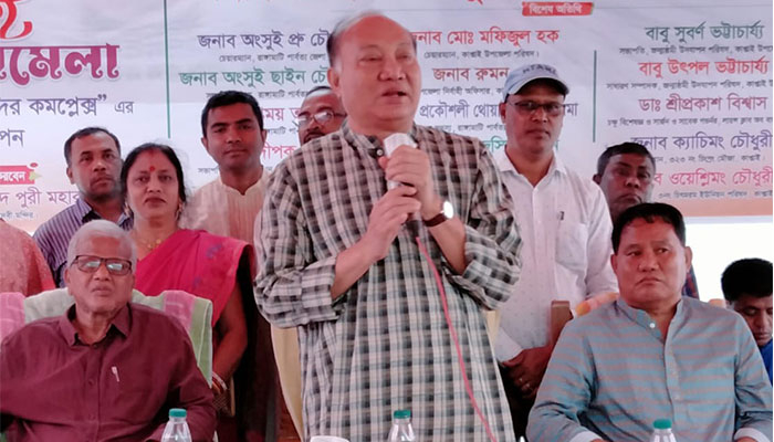 পাহাড়ে অস্ত্রধারীদের বিরুদ্ধে প্রতিরোধ গড়ে তুলতে হবে: দীপংকর তালুকদার