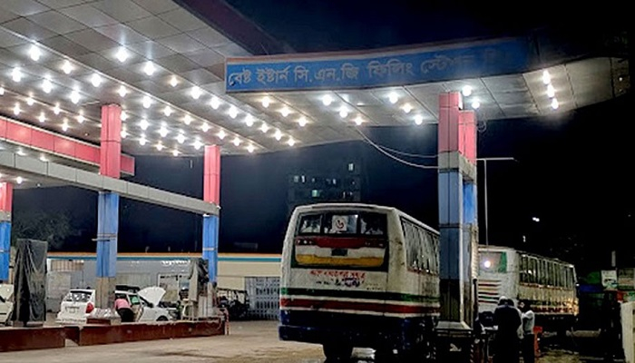 ট্রাকের সিলিন্ডার বিস্ফোরণে প্রাণ গেল চালকের সহকারীর