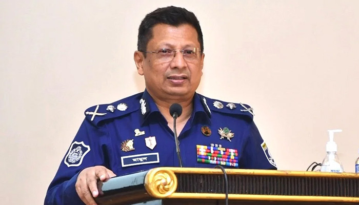 আরাভ খানের বিরুদ্ধে রেড নোটিশ গ্রহণ করেছে ইন্টারপোল: আইজিপি