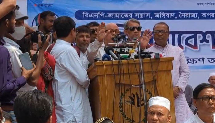 ‘শান্তি সমাবেশে’ চটলেন কামরুল ইসলাম