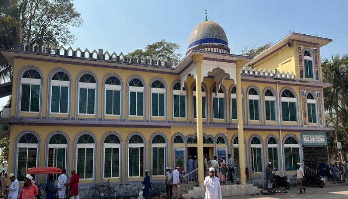 মসজিদের টাকা আত্মসাৎ: সাবেক প্রতিমন্ত্রীর বিরুদ্ধে মামলা তদন্তের নির্দেশ