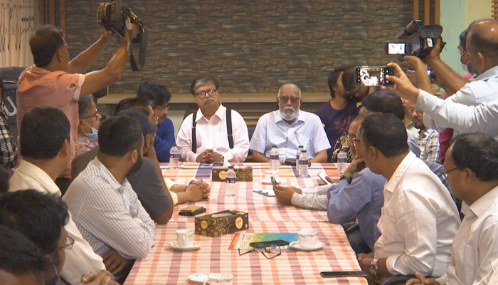 খুলনায় চিকিৎসকদের কর্মবিরতি আরও ১৫ দিন স্থগিত