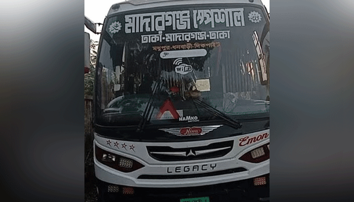 টাঙ্গাইলে বাসে  ডাকাতি, আহত ৭