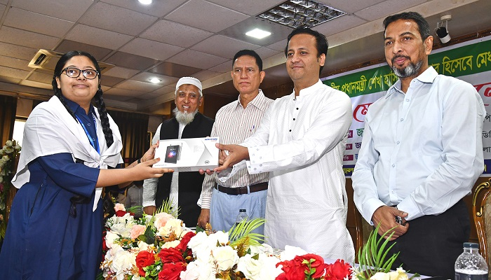 প্রধানমন্ত্রী শিক্ষায় সবার সমান সুযোগ নিশ্চিত করেছেন: নওফেল