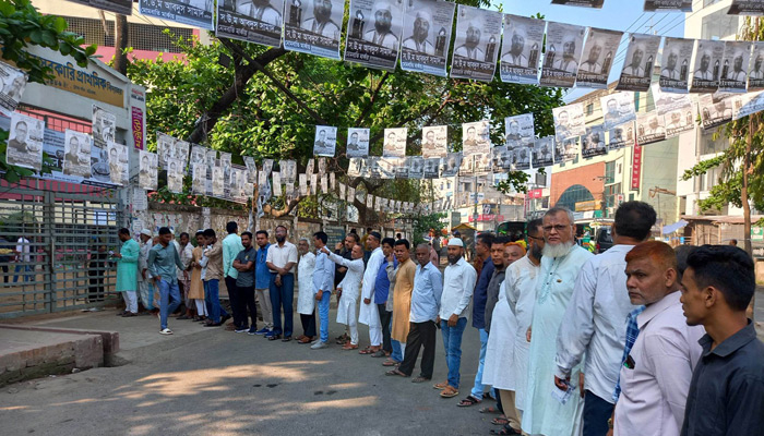 ভোট চলছে চট্টগ্রাম-৮ আসনে, ভোটার উপস্থিতি কম
