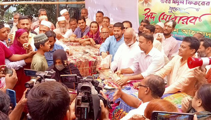 সরকার দেশে অস্থিতিশীল পরিস্থিতি তৈরি করতে চাইছে: মঈন খান