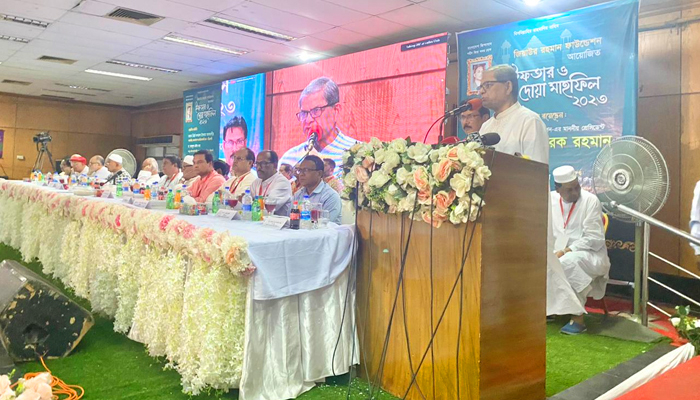 আগুন লাগার ঘটনায় বিএনপিকে টার্গেট করছে সরকার: মির্জা ফখরুল