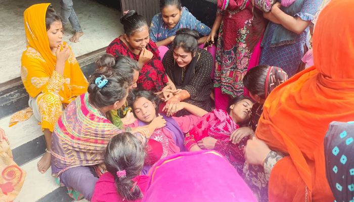 কক্সবাজারে ঘুরতে গিয়ে লাশ হয়ে ফিরলেন কলেজছাত্র