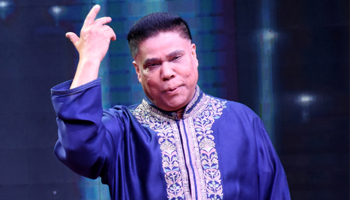 ৩ হিন্দি গানের পর মাহফুজুর রহমানের ৯টি বাংলা গান