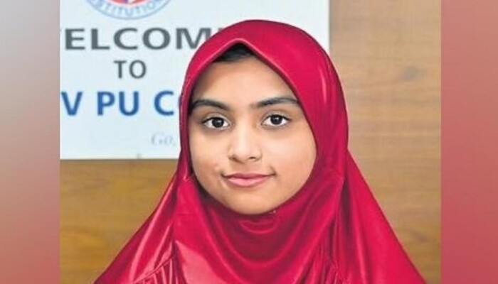 হিজাব আন্দোলনের তাবাসসুম কর্ণাটকে দ্বাদশে প্রথম হয়েছে