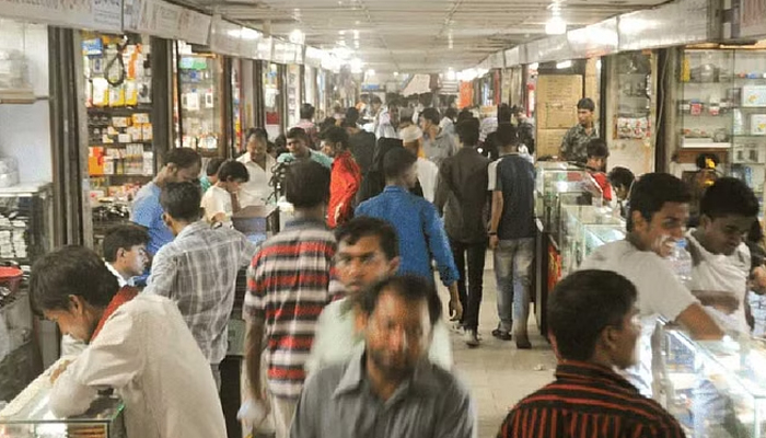গুলিস্তানের পাতাল মার্কেটও অগ্নিঝুঁকিতে