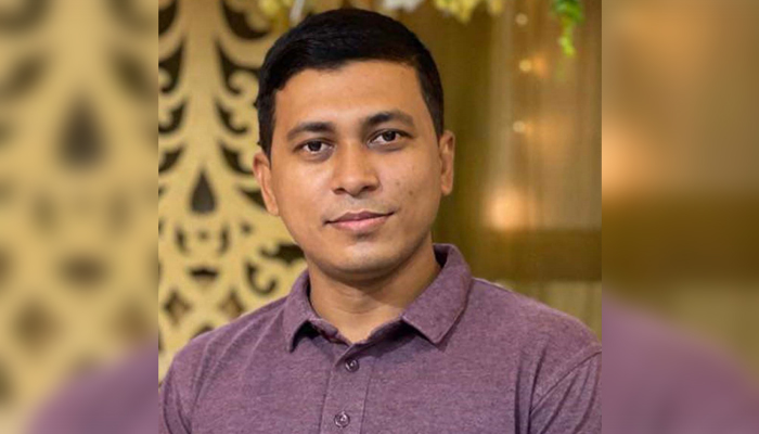 যৌতুক মামলায় বরখাস্ত হলেন এএসপি যৌতুক মামলায় বরখাস্ত হলেন এএসপি