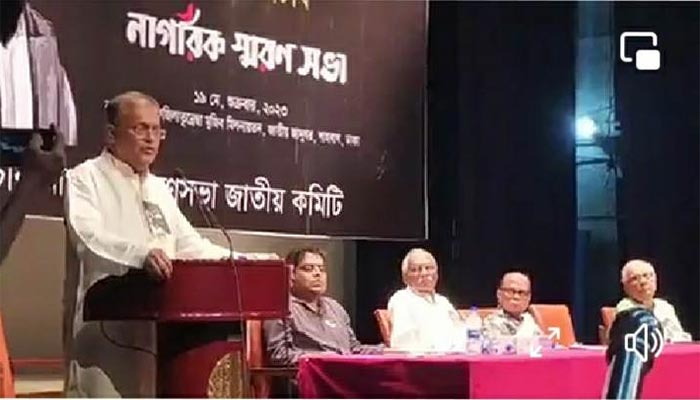 ব্রতী রাজনীতিক পঙ্কজ ভট্টাচার্য জীবনকে হাতের মুঠোয় নিয়ে চলেছেন ব্রতী রাজনীতিক পঙ্কজ ভট্টাচার্য জীবনকে হাতের মুঠোয় নিয়ে চলেছেন