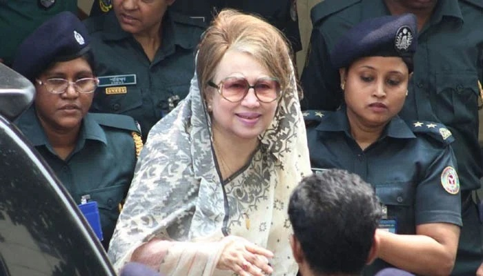 খালেদা জিয়ার দুই মামলার শুনানি ফের পিছিয়েছে খালেদা জিয়ার দুই মামলার শুনানি ফের পিছিয়েছে