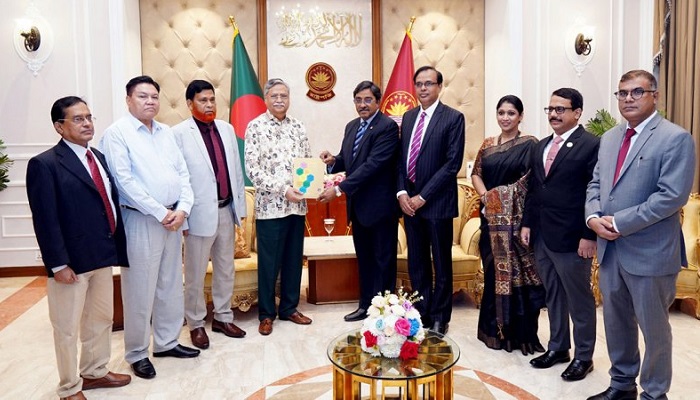 রাষ্ট্রপতির কাছে মানবাধিকার কমিশনের বার্ষিক প্রতিবেদন পেশ রাষ্ট্রপতির কাছে মানবাধিকার কমিশনের বার্ষিক প্রতিবেদন পেশ