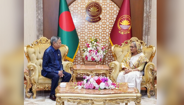 বঙ্গভবনে রাষ্ট্রপতির সঙ্গে প্রধানমন্ত্রীর সাক্ষাৎ