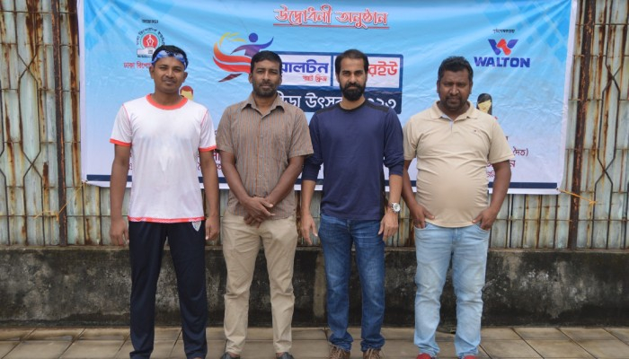 ডিআরইউ সাঁতারে চ্যাম্পিয়ন জাফর ও বিনু