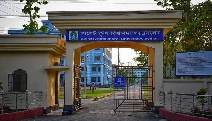 সিকৃবির রেজিস্ট্রারকে শোকজ উপাচার্যের