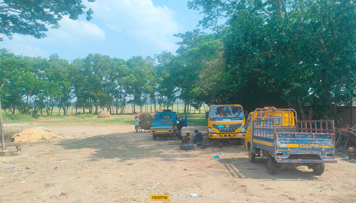 কাজে আসছে না ৫০ কোটি টাকার টার্মিনাল