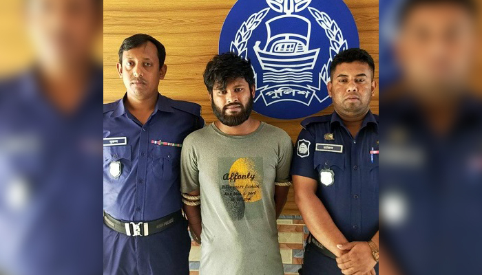 ফরিদপুরে আ’লীগ নেতার মামলায় যুবক গ্রেপ্তার