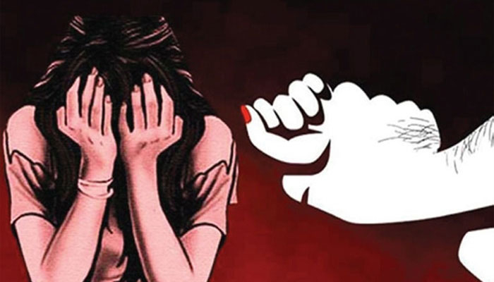 বেড়াতে এসে দফায় দফায় ধর্ষণের শিকার কিশোরী