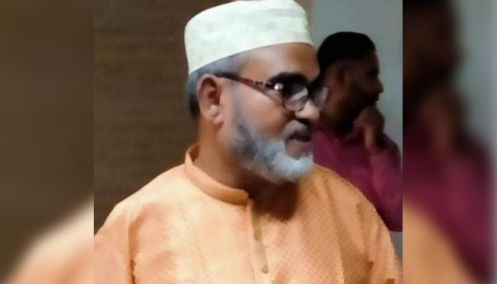 ‘নৌকা ছাড়া কেউ কেন্দ্রে আসতে পারবে না’ বলা আজিজুরের প্রার্থিতা বাতিল