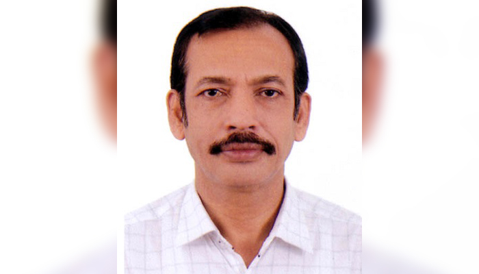আচরণবিধি লঙ্ঘন করায় সিকৃবির রেজিস্ট্রারকে নোটিশ