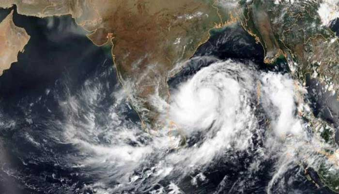 মে মাসের দ্বিতীয় সপ্তাহে বাংলাদেশে আঘাত হানতে পারে ঘূর্ণিঝড়