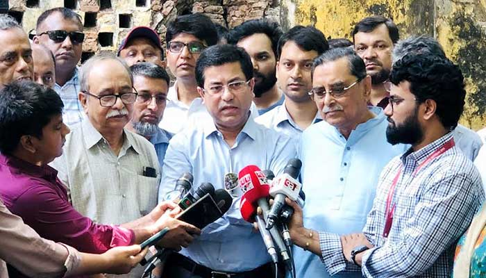 ধাপে ধাপে ঐতিহাসিক স্থাপনাগুলো সংস্কার ও সংরক্ষণ করা হবে: মেয়র তাপস
