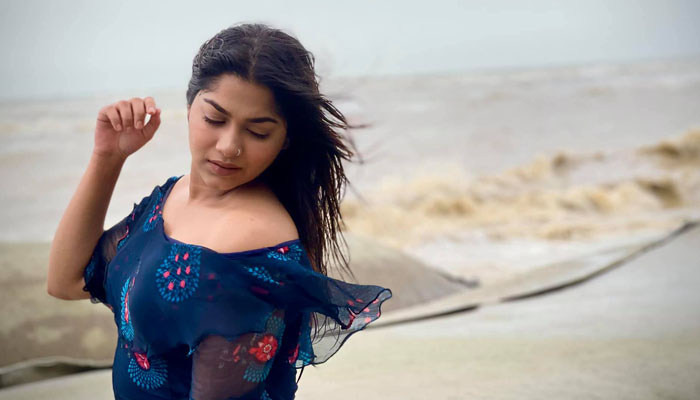 ধীরে ধীরে সাহসী হয়েছি: ইভানা
