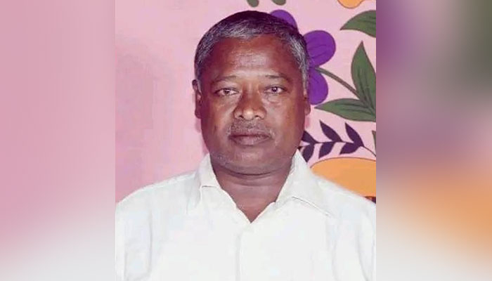 ডাকাতের হাত থেকে বাঁচতে পদ্মায় ঝাঁপ, ২ দিন পর মিলল লাশ