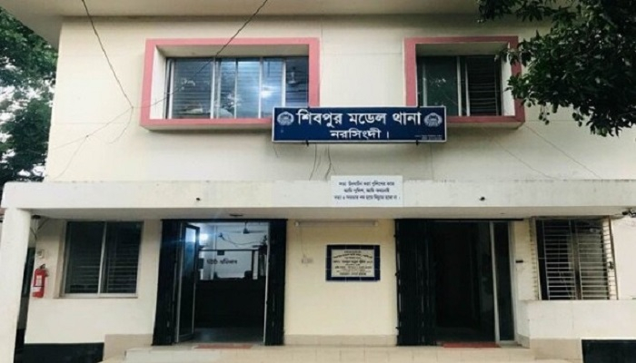 মাকে বাঁচাতে গিয়ে ভাইকে খুন