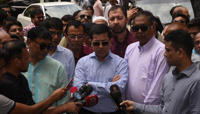 জলাবদ্ধতা নিরসনে ১৩৬টি স্থানে কাজ করেছে ডিএসসিসি: তাপস